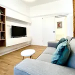 House Apartment *
