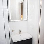 House Apartment *