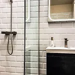 House Apartment *
